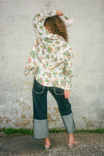 Load image into Gallery viewer, GREEN FLOWERS SHIRT