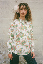 Load image into Gallery viewer, GREEN FLOWERS SHIRT