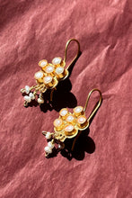 Load image into Gallery viewer, FLORA EARRINGS