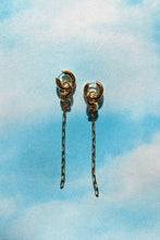 Load image into Gallery viewer, PEZZA EARRINGS IN GOLD