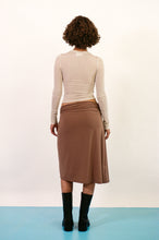 Load image into Gallery viewer, IDA SKIRT IN BROWN