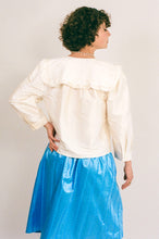 Load image into Gallery viewer, VIENNA BLOUSE IN WHITE