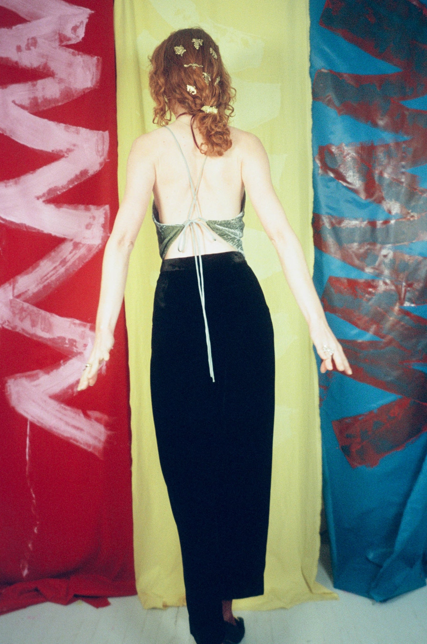 BOX-PLEAT TROUSER IN BLACK - 100% SILK