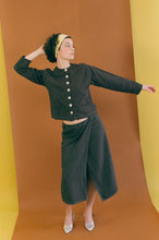Load image into Gallery viewer, brown cotton straight cut shirt jacket