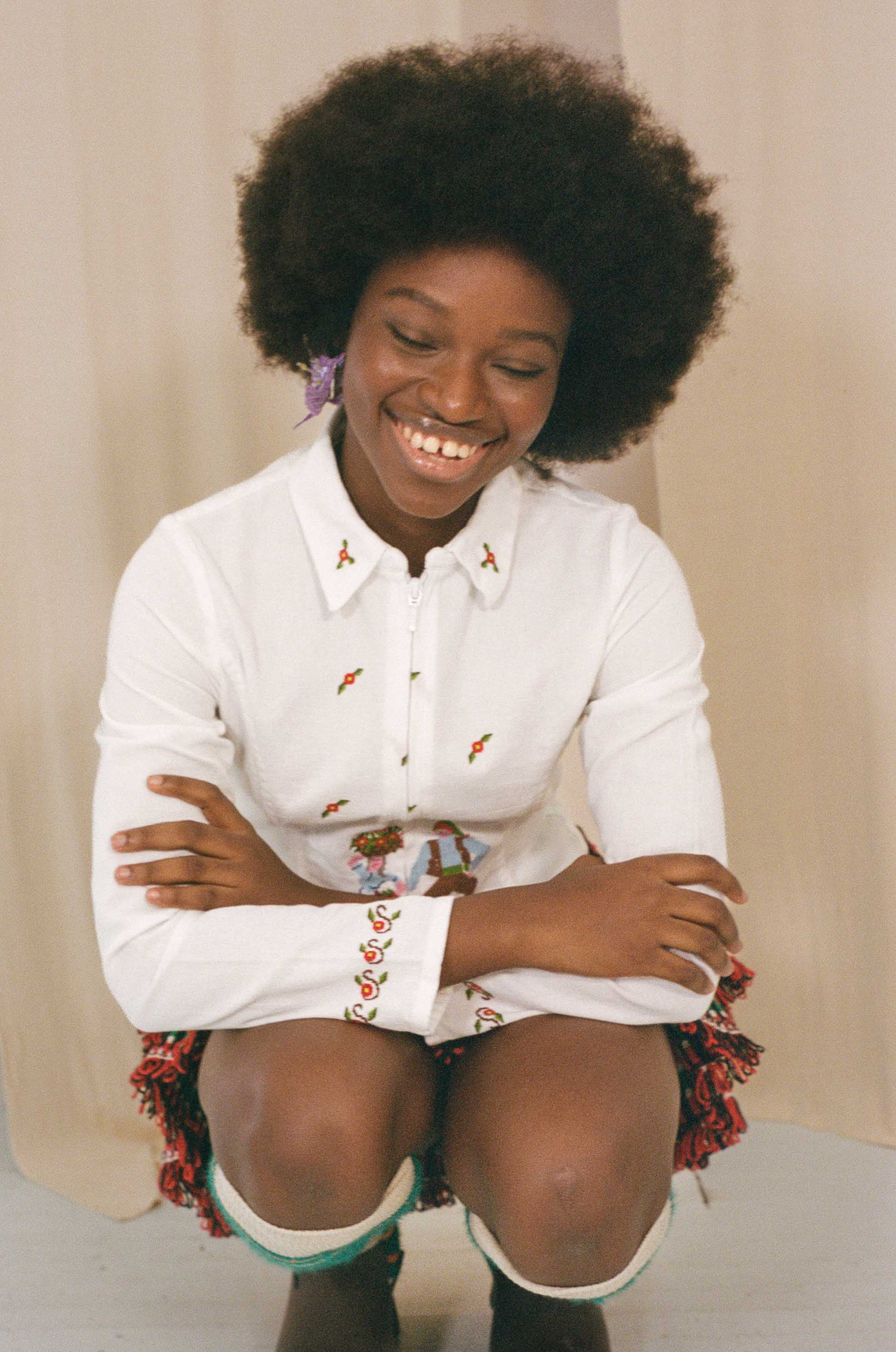 cotton embroidered dancing figures fitted zip up shirt