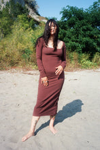 Load image into Gallery viewer, cotton long sleeve fitted midi dress in brown