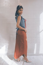 Load image into Gallery viewer, romantic blue silk opera corset with pink bow