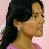 SILVER MEDIUM SEAMLESS HOOPS