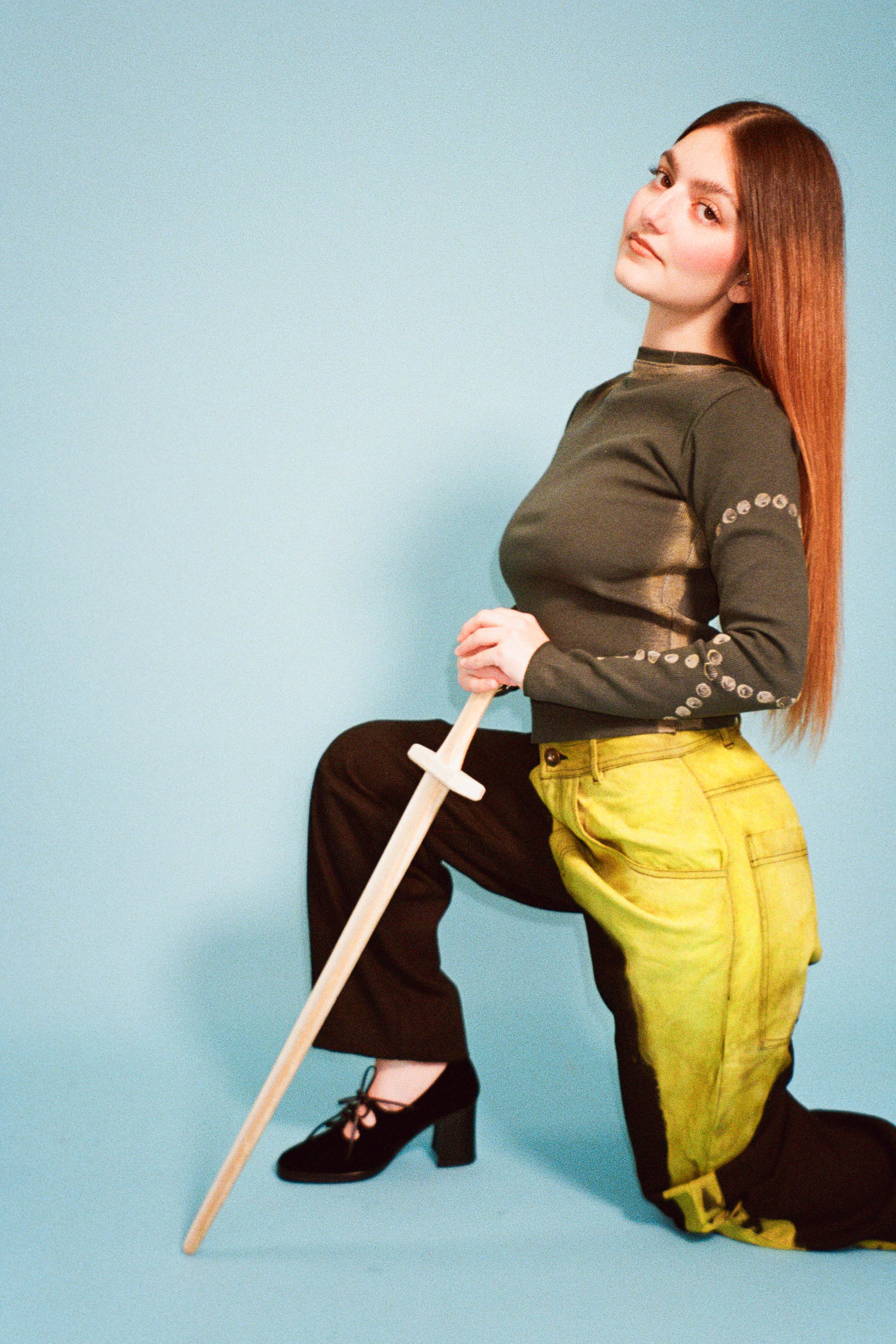 black yellow mid rise skater baggy jeans