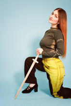 Load image into Gallery viewer, black yellow mid rise skater baggy jeans