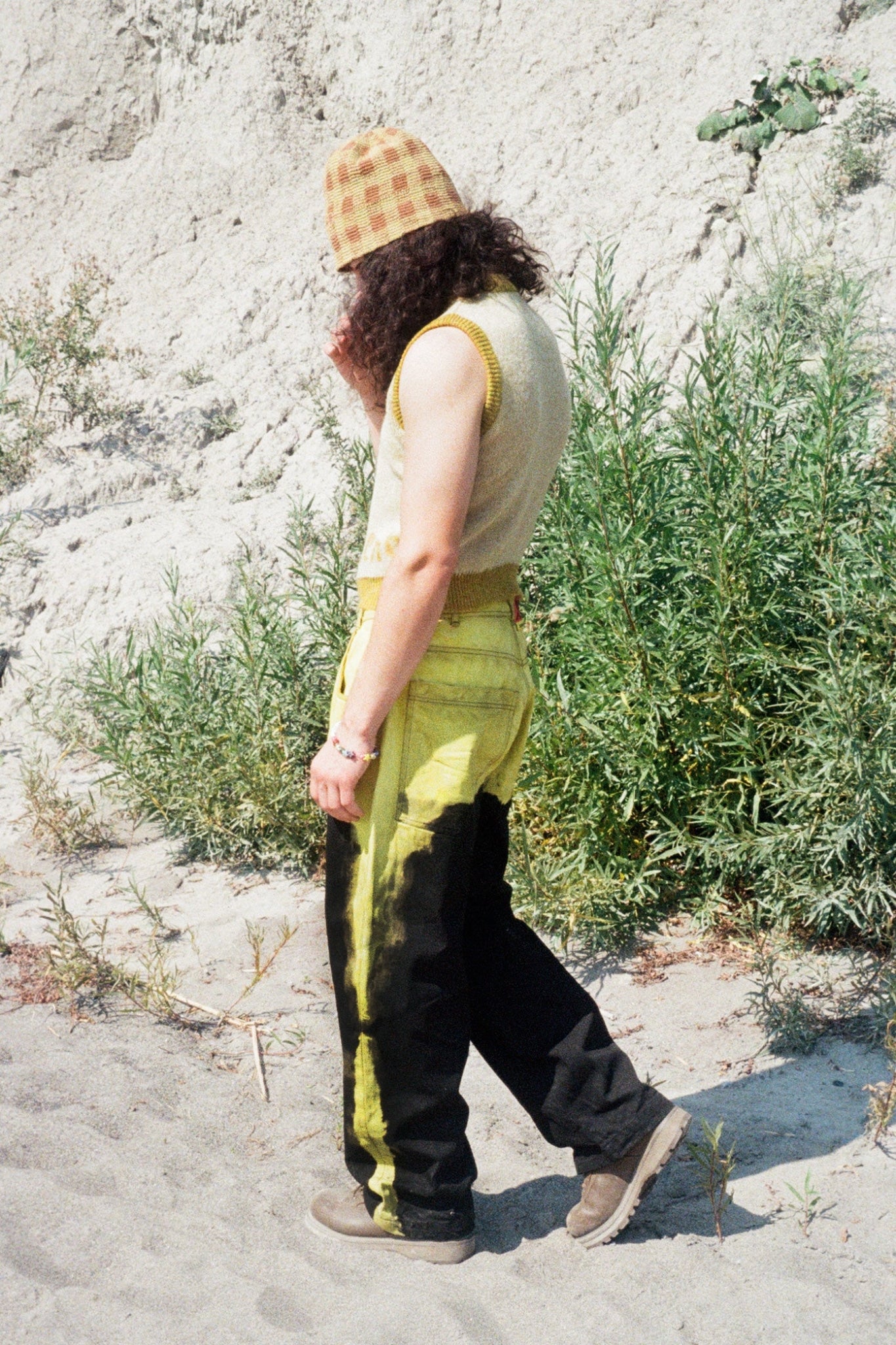 black yellow mid rise skater baggy jeans