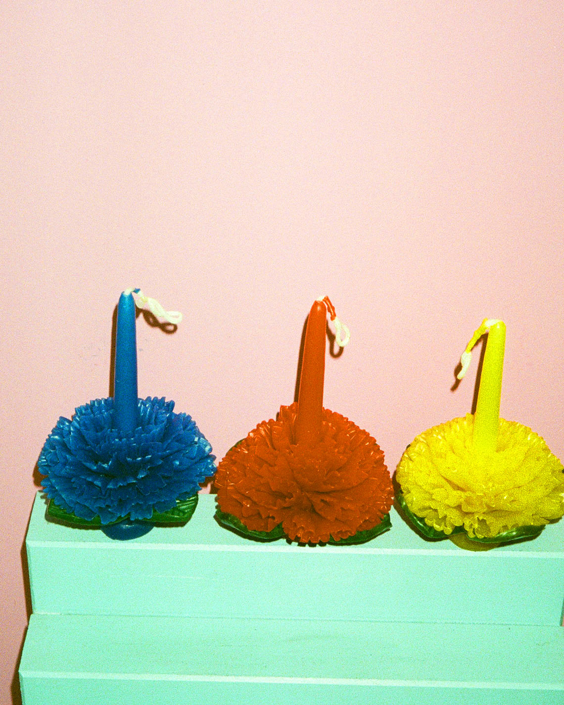 mini blue cabbage beeswax candle