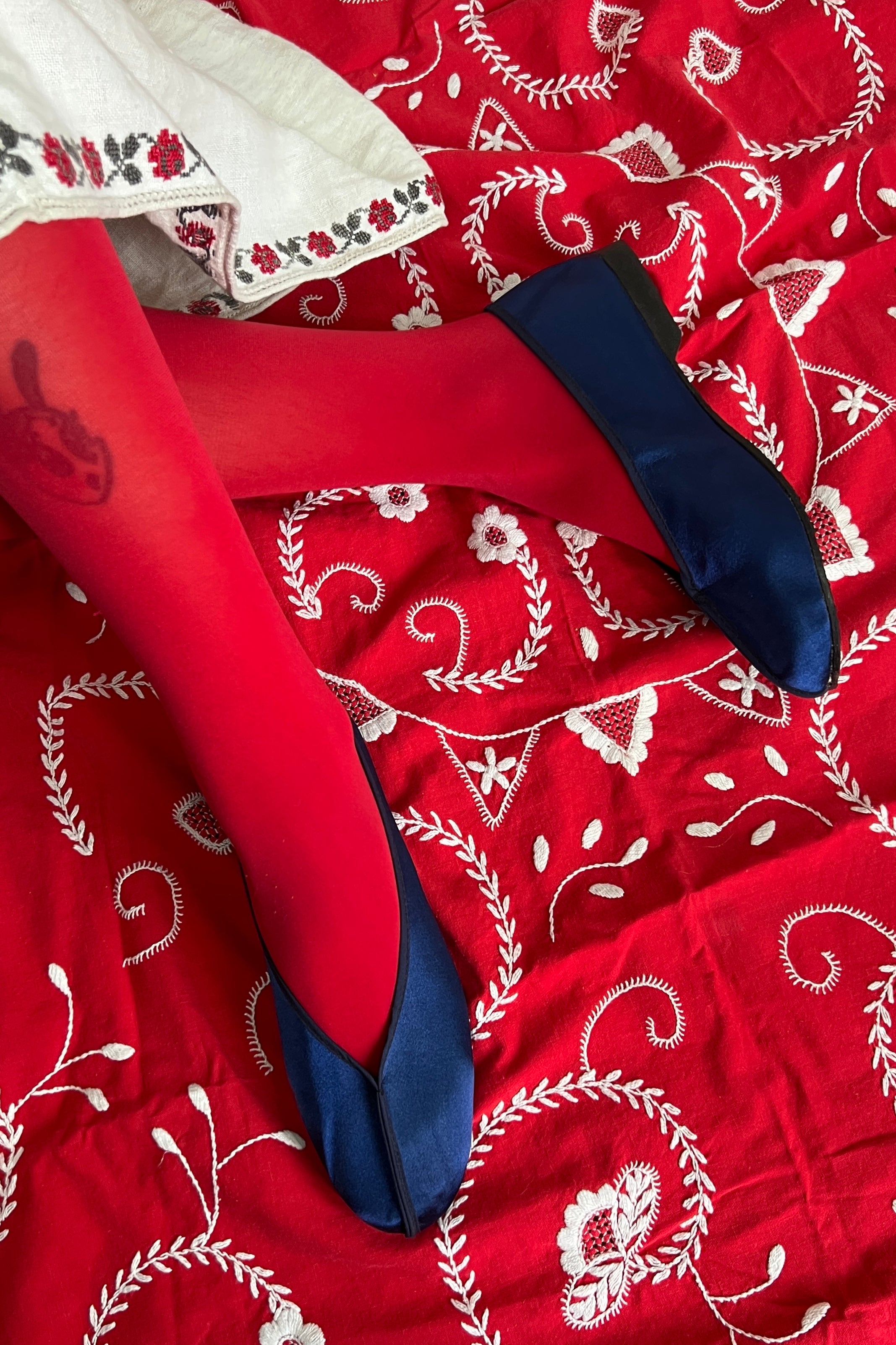 navy blue satin pointed theatre slipper