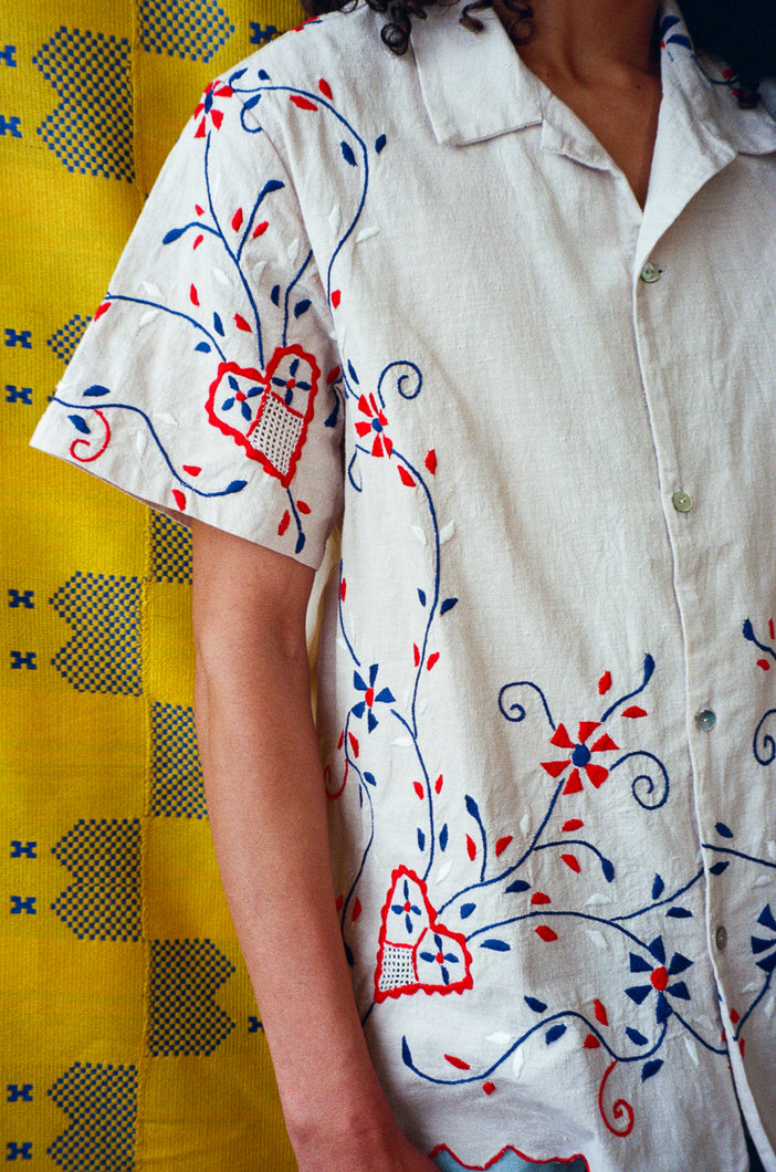 MADEIRA BUTTON UP SHIRT IN RED AND BLUE HEARTS