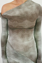 Load image into Gallery viewer, DERYA GOWN IN BLUE/BROWN POLKADOT GRADIENT