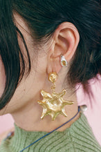 Load image into Gallery viewer, FARO EAR CUFF IN SILVER/YELLOW