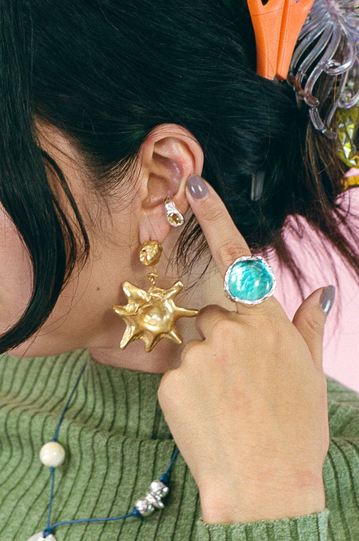FARO EAR CUFF IN SILVER/YELLOW