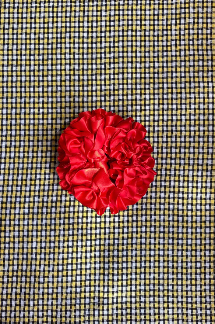 CARNATION SCRUNCHIE IN RUBY - Maryam Nassir Zadeh