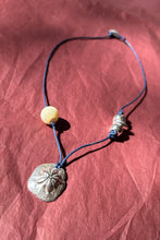 Load image into Gallery viewer, 8PM NECKLACE IN SILVER