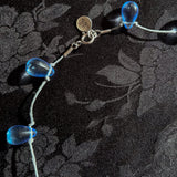 NOUE NECKLACE IN PALE BLUE/GREY