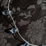 NOUE NECKLACE IN PALE BLUE/GREY