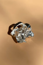 Load image into Gallery viewer, MOURA RING IN SILVER