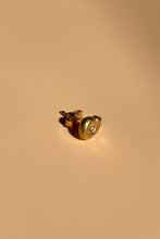 Load image into Gallery viewer, OVI EARRING IN GOLD