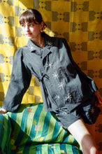Load image into Gallery viewer, LINEN WRAP SHIRT IN SOLLER