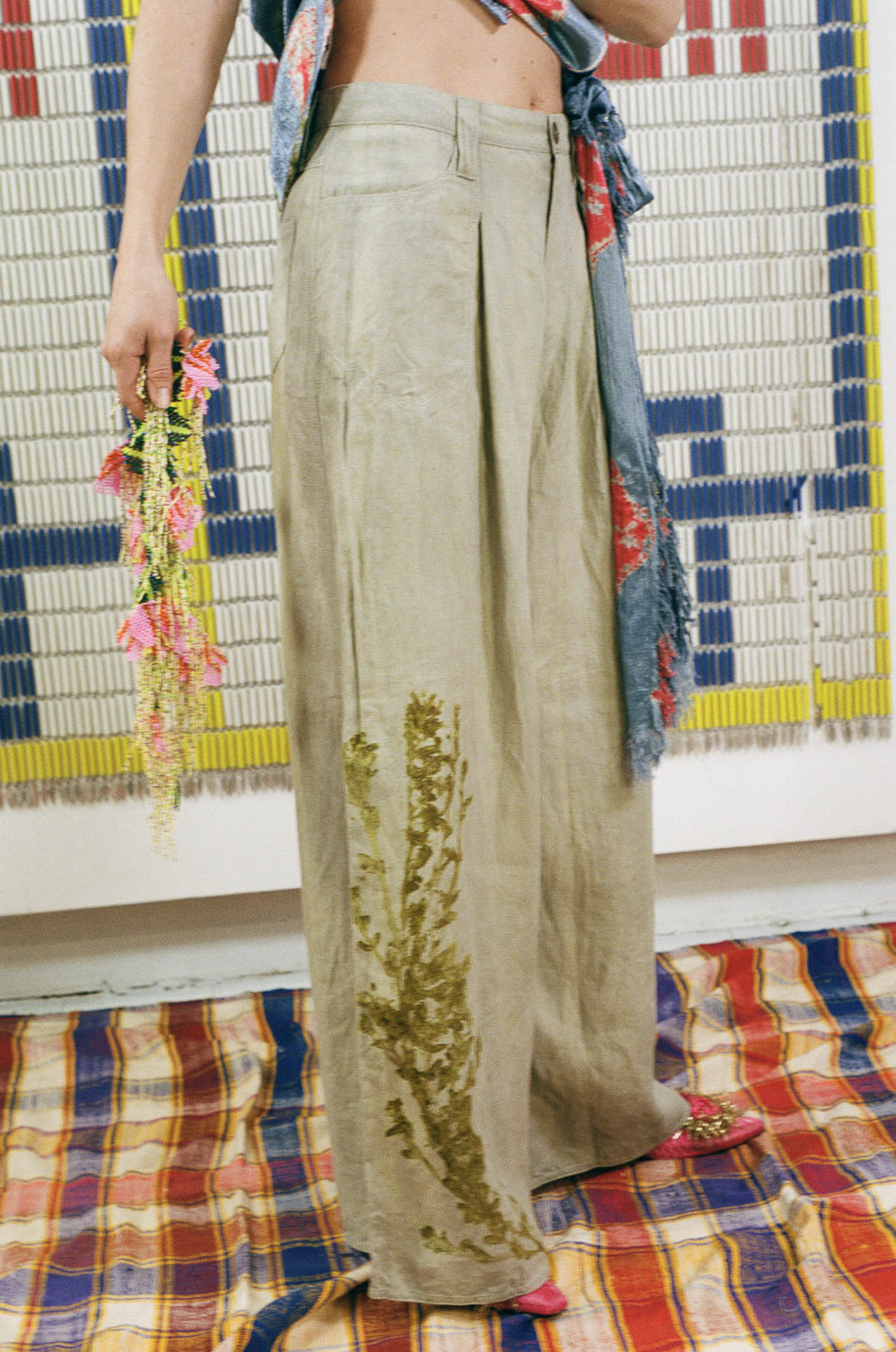 LLAMA FRUIT HEMP WITH PERICON FLOWER CARGO PANTS