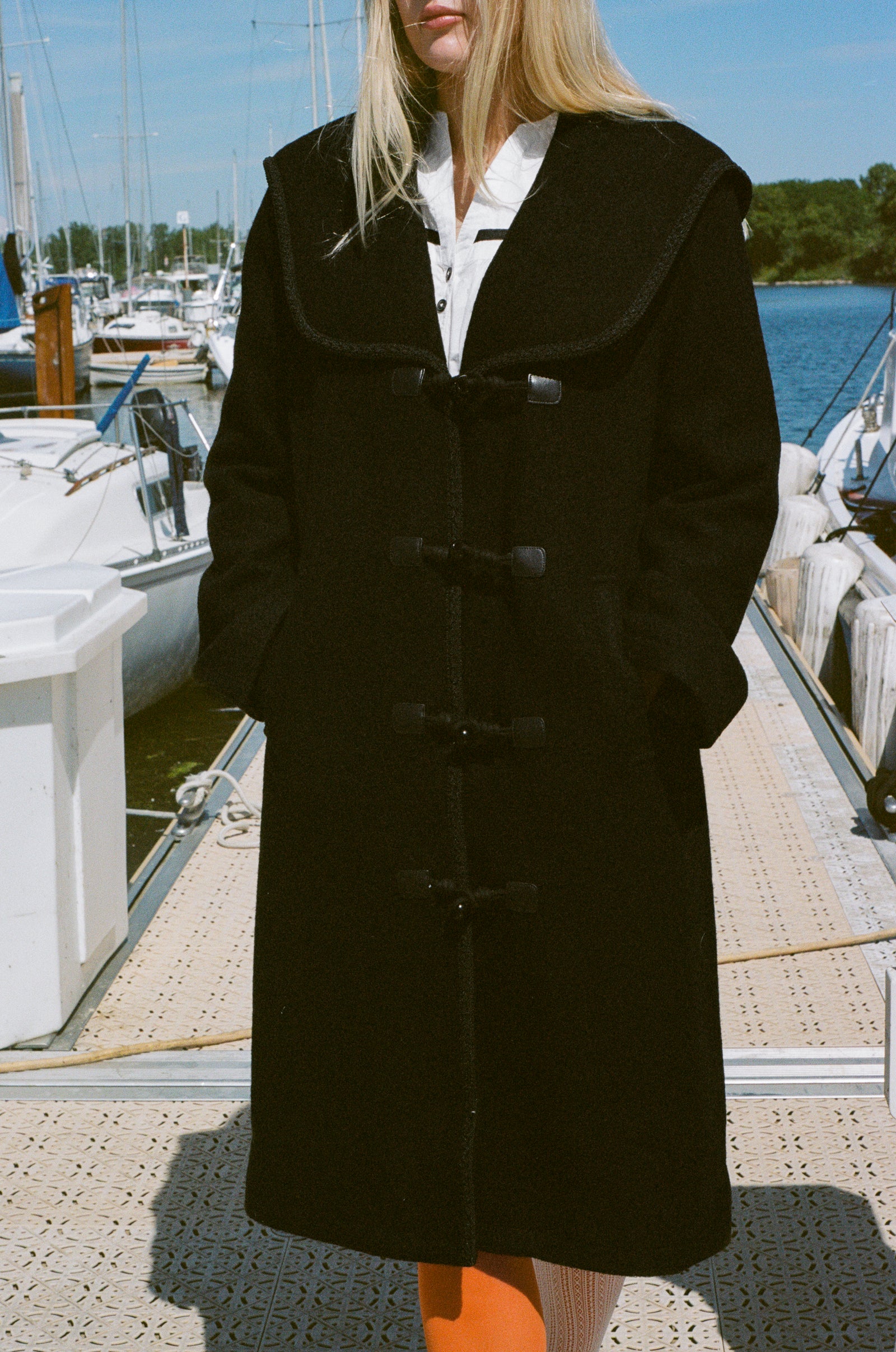 MALLA COAT IN BLACK