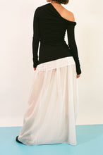 Load image into Gallery viewer, MANAHOU TOP IN BLACK