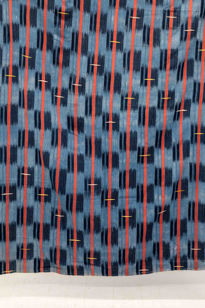 VINTAGE BAOULÉ CLOTH IN INDIGO WITH SALMON PINK STRIPE