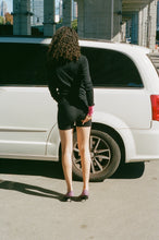 Load image into Gallery viewer, PHILLIPA LONG SLEEVE IN BLACK WITH PINK