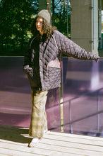 Load image into Gallery viewer, QUILTED COACH JACKET IN PURPLE