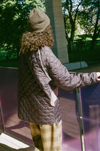 Load image into Gallery viewer, QUILTED COACH JACKET IN PURPLE