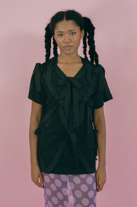RIBBON TSHIRT IN BLACK