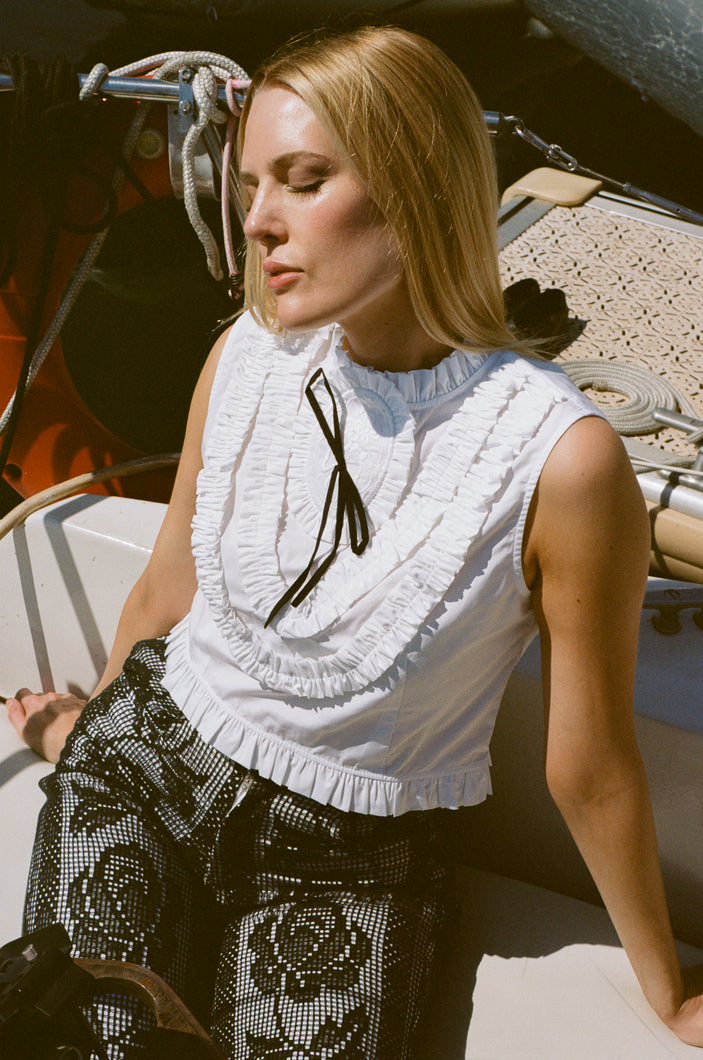 ROMI FRILLED TOP WITH EMBROIDERY IN OFF WHITE