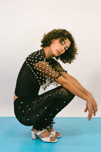 Load image into Gallery viewer, YOSHITA SHORT SCARF IN BLACK