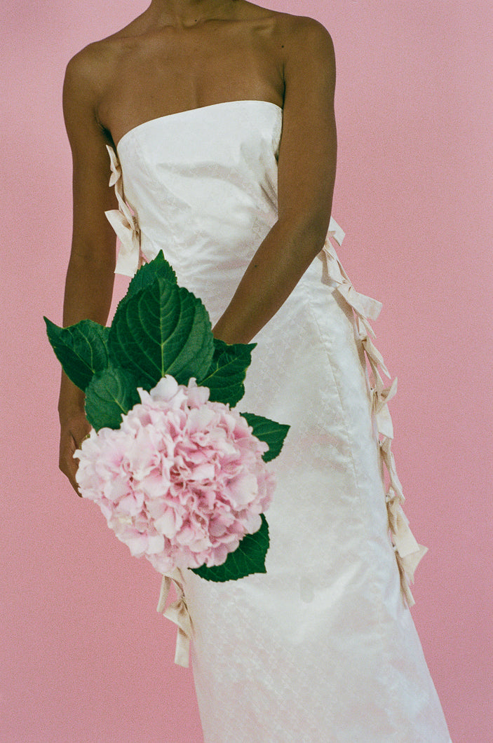 SOFIA DRESS IN OFF WHITE