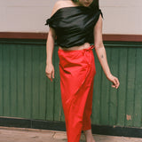 SWAN TOP IN BLACK