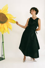 Load image into Gallery viewer, TABEA DRESS IN BLACK