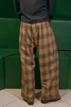 Load image into Gallery viewer, TROUSERS IN YELLOW PLAID WOOL