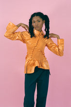 Load image into Gallery viewer, TWIST SHIRT IN ORANGE