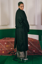 Load image into Gallery viewer, WORSTED WOOL LONG COAT IN BLACK
