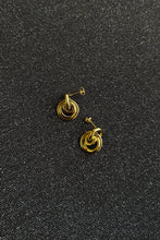 Load image into Gallery viewer, 14k gold plated brass circle charm studs