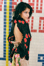 Load image into Gallery viewer, black red silk cotton mashroo backless long sleeve