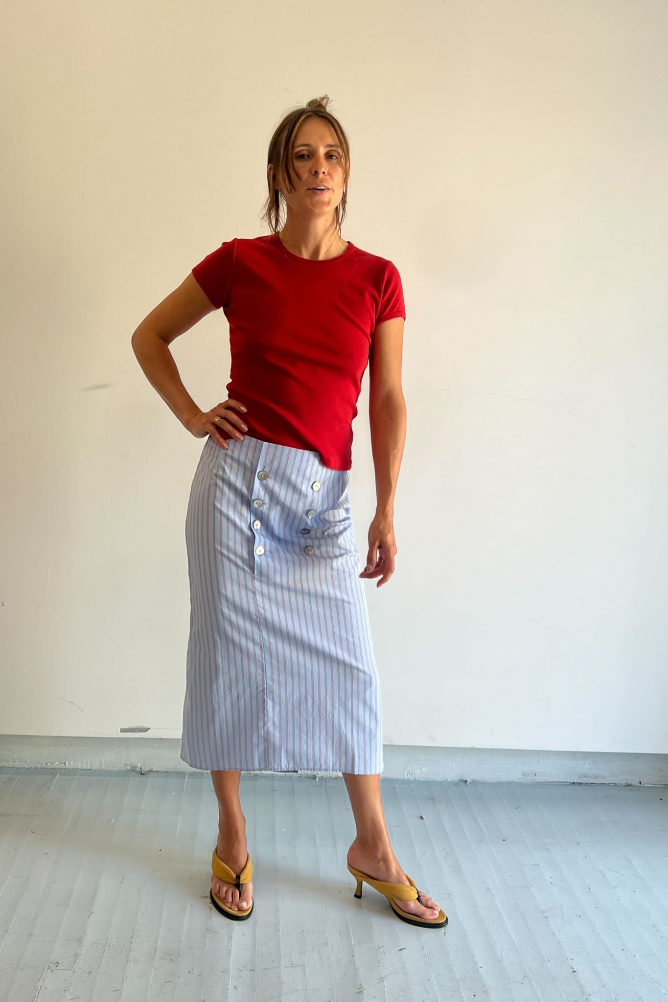 BELLEVUE TEE IN TOMATE - Gil Rodriguez