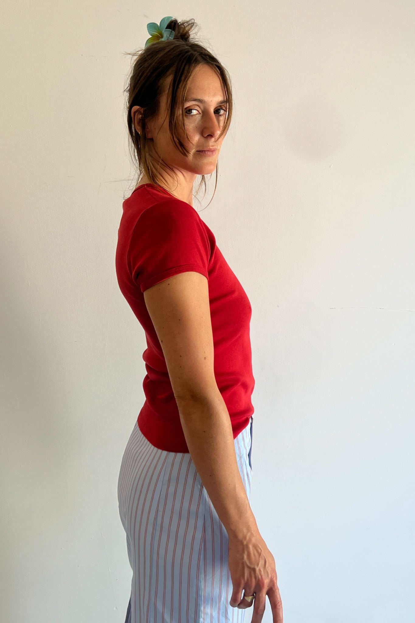 BELLEVUE TEE IN TOMATE - Gil Rodriguez