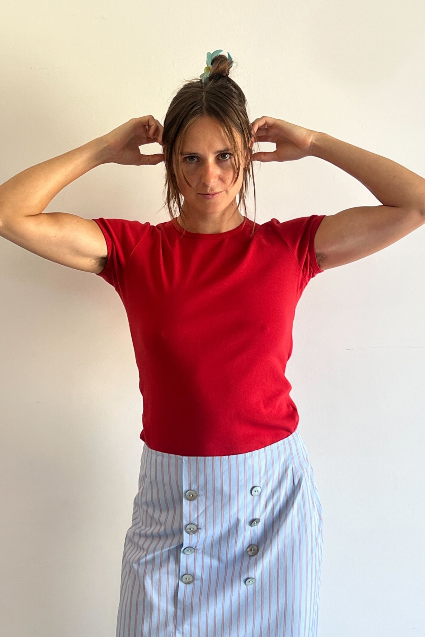 BELLEVUE TEE IN TOMATE - Gil Rodriguez