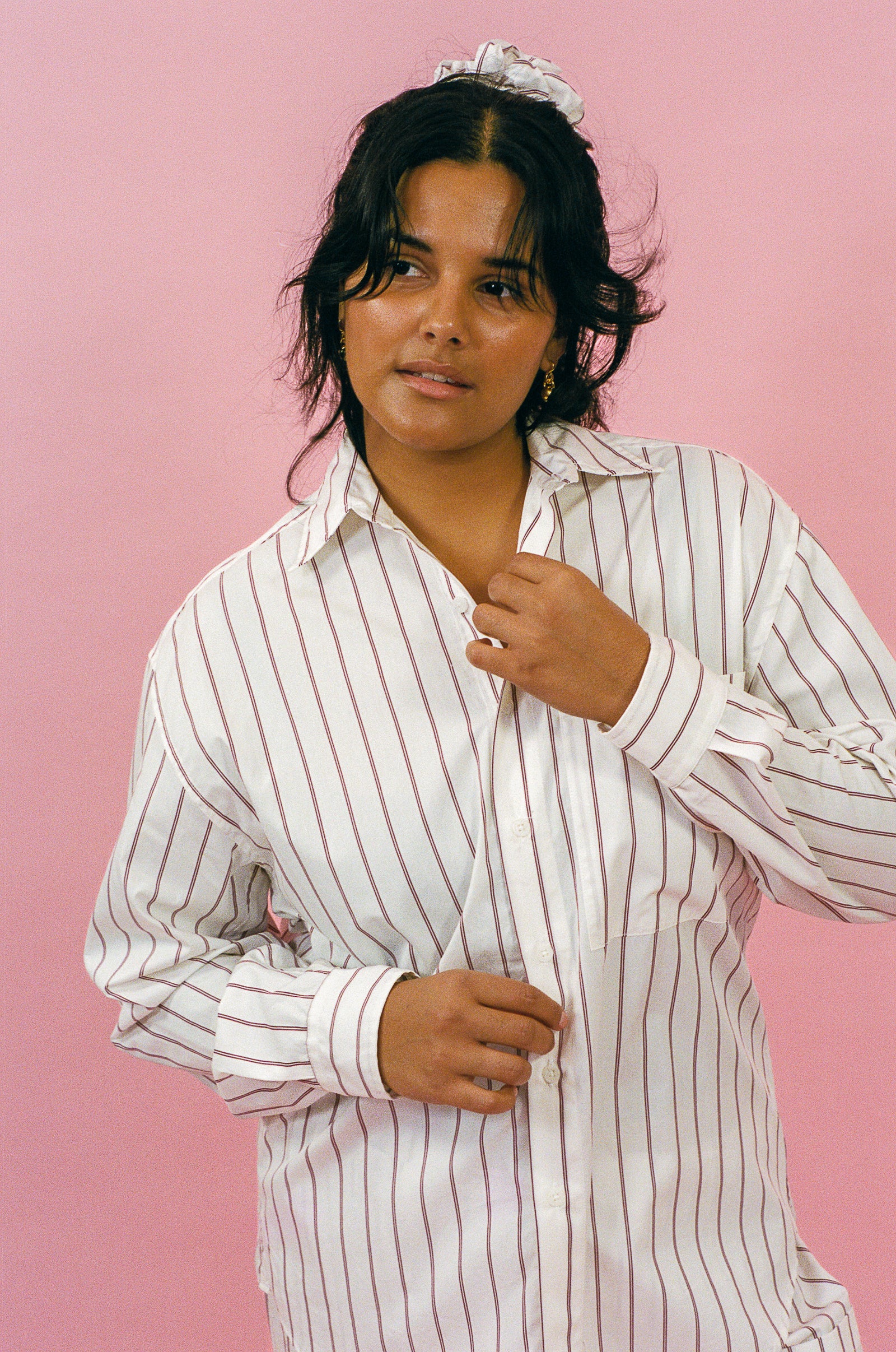 THE BIG BUTTON UP IN BURGUNDY STRIPE
